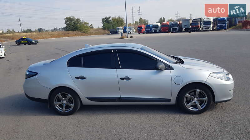 Седан Renault Fluence 2012 в Днепре