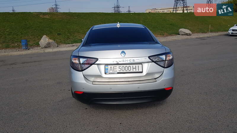Седан Renault Fluence 2012 в Днепре