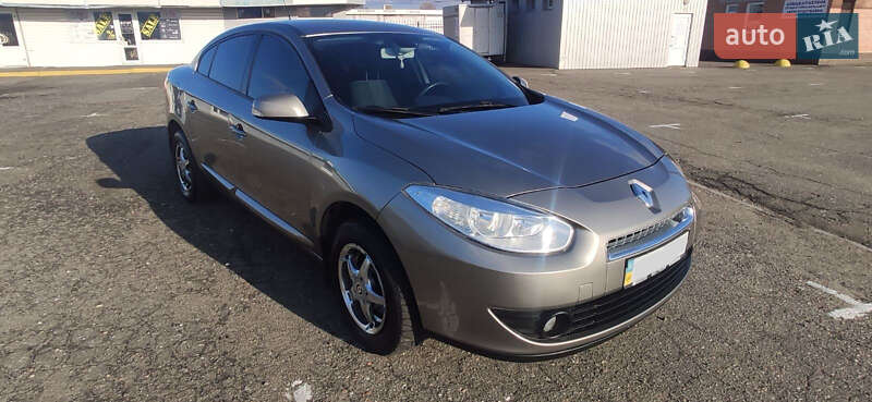 Седан Renault Fluence 2011 в Днепре