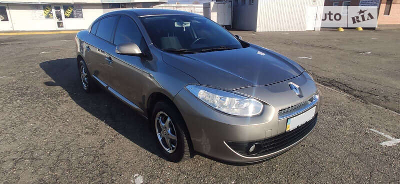 Седан Renault Fluence 2011 в Днепре