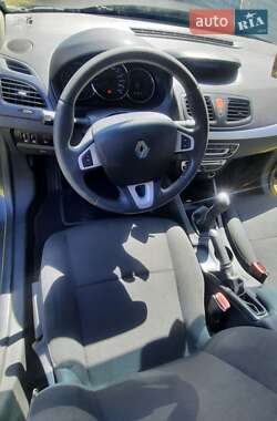 Седан Renault Fluence 2010 в 