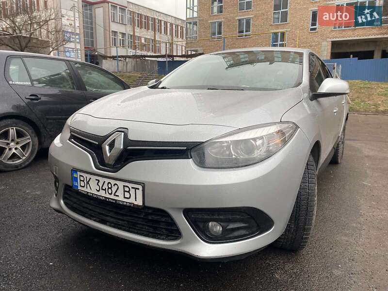 Седан Renault Fluence 2015 в Ровно