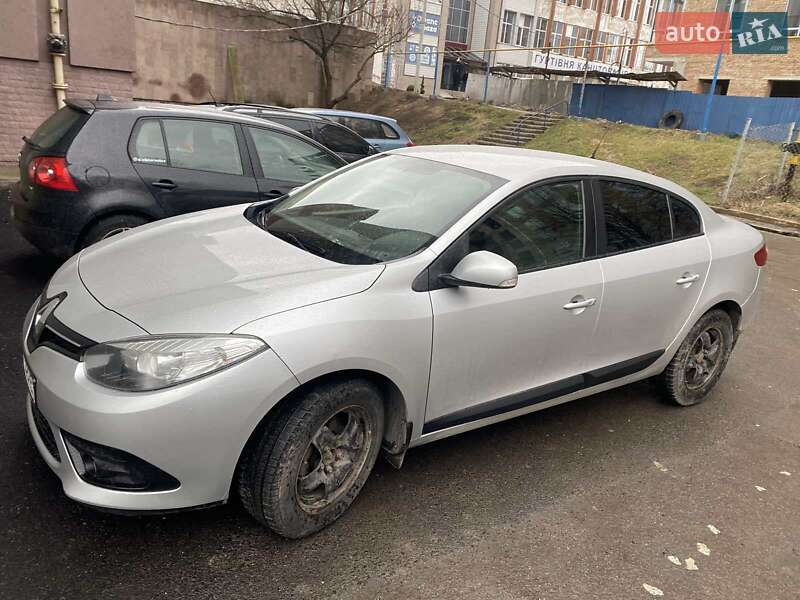 Седан Renault Fluence 2015 в Ровно