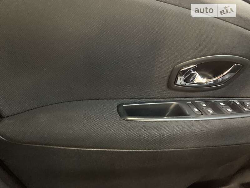 Седан Renault Fluence 2013 в Днепре