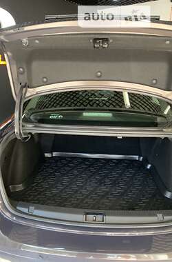 Седан Renault Fluence 2013 в 