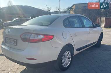 Седан Renault Fluence 2013 в Львове