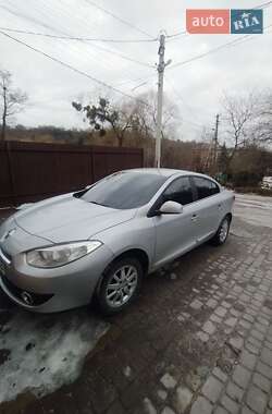 Седан Renault Fluence 2010 в 