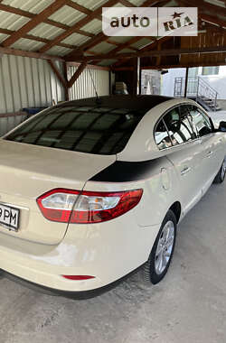 Седан Renault Fluence 2013 в 