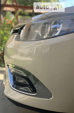 Седан Renault Fluence 2013 в 