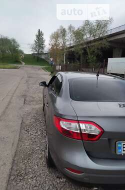 Седан Renault Fluence 2013 в Львове