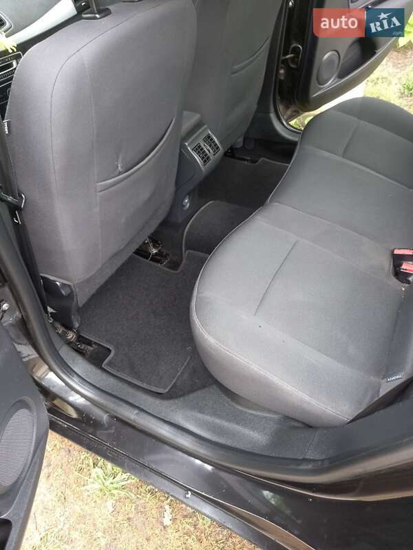 Седан Renault Fluence 2011 в Николаеве фото 8 Седан Renault Fluence 2011 в Николаеве