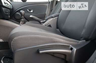 Седан Renault Fluence 2010 в Ахтырке