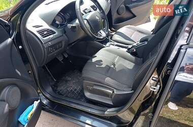 Седан Renault Fluence 2013 в Кривом Роге