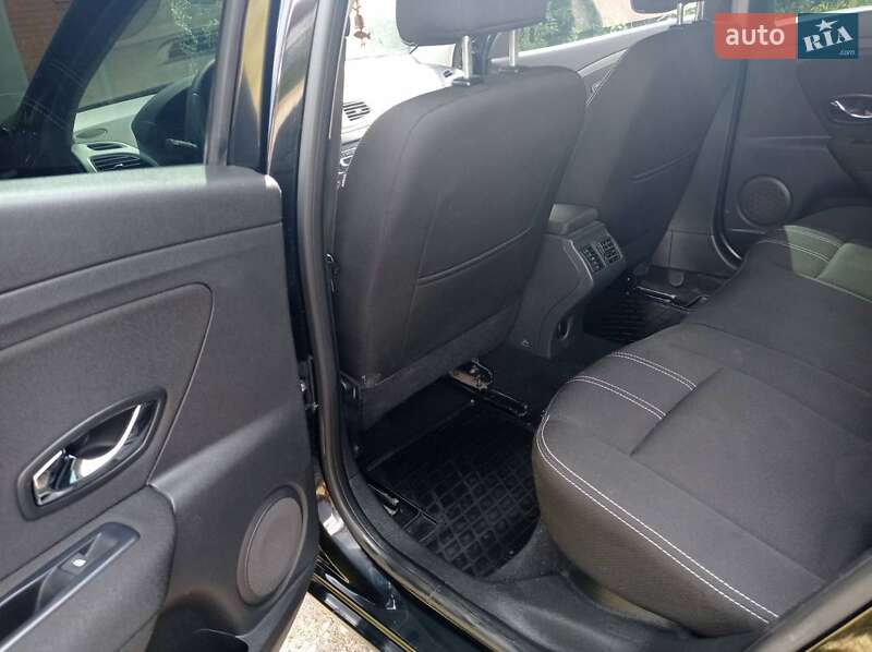 Седан Renault Fluence 2013 в Кривому Розі