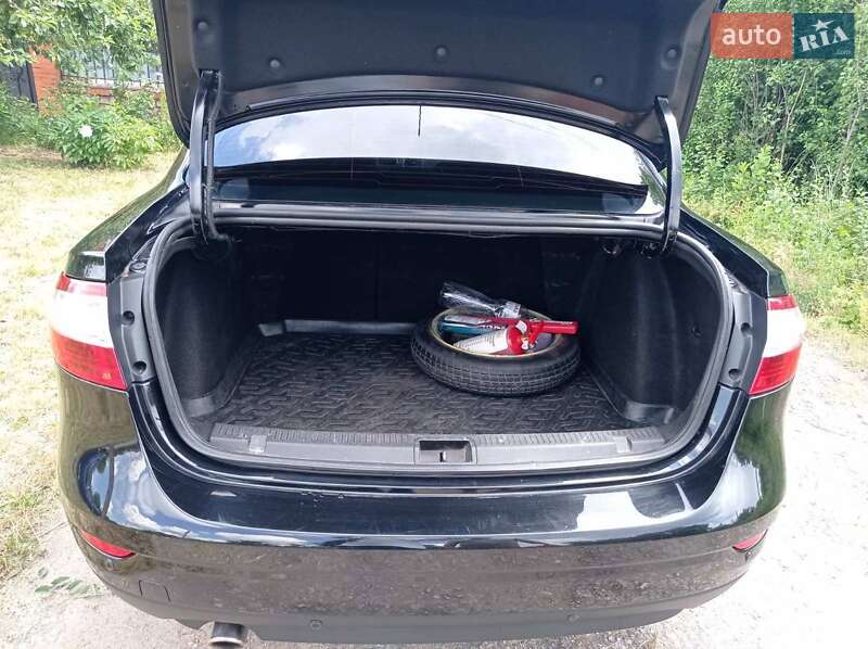 Седан Renault Fluence 2013 в Кривом Роге