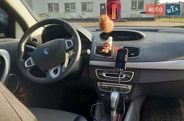 Седан Renault Fluence 2010 в Ровно