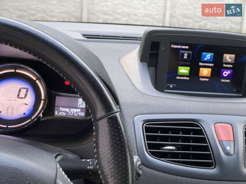 Седан Renault Fluence 2016 в Полтаві