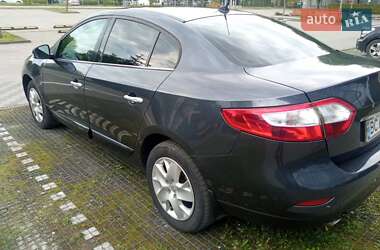 Седан Renault Fluence 2011 в Львове