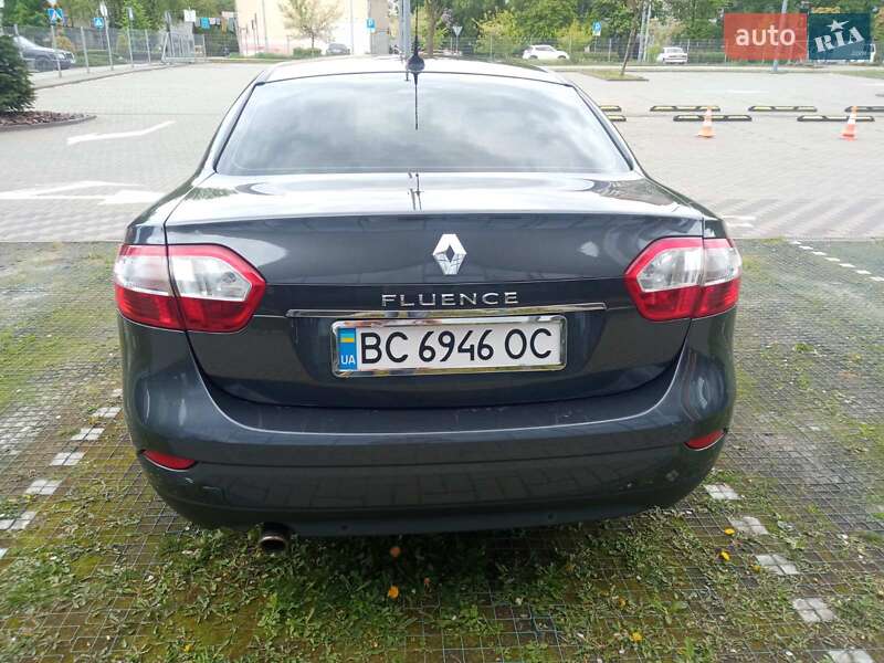 Седан Renault Fluence 2011 в Львові