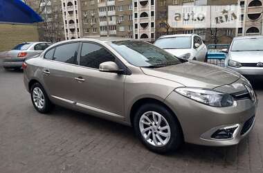 Седан Renault Fluence 2015 в Киеве