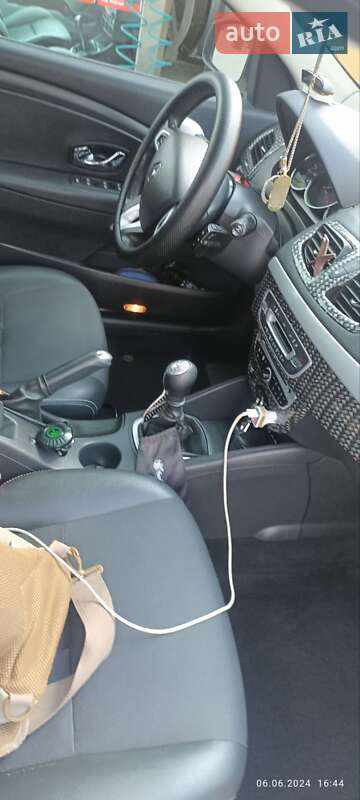 Седан Renault Fluence 2012 в Шепетівці