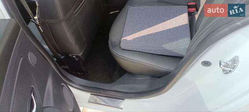 Седан Renault Fluence 2012 в Шепетівці
