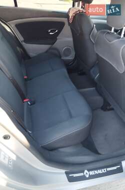 Седан Renault Fluence 2012 в Харкові Седан Renault Fluence 2012 в Харкові