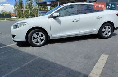 Седан Renault Fluence 2011 в Самборе