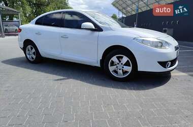Седан Renault Fluence 2011 в Самборе