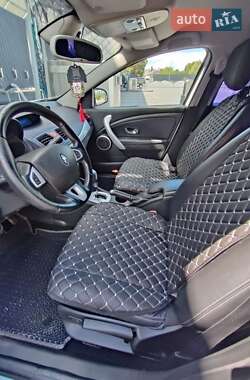 Седан Renault Fluence 2011 в Самборе