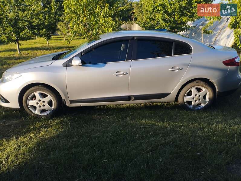 Седан Renault Fluence 2014 в 
