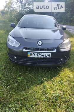 Седан Renault Fluence 2011 в Кременці