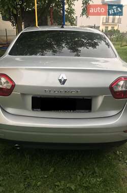 Седан Renault Fluence 2013 в 