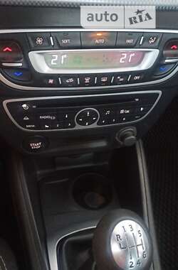 Седан Renault Fluence 2010 в Черкасах