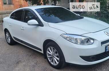Седан Renault Fluence 2012 в 