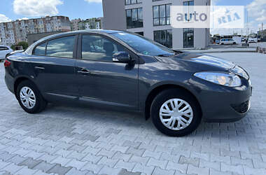 Седан Renault Fluence 2010 в Калуші