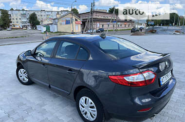 Седан Renault Fluence 2010 в Калуші