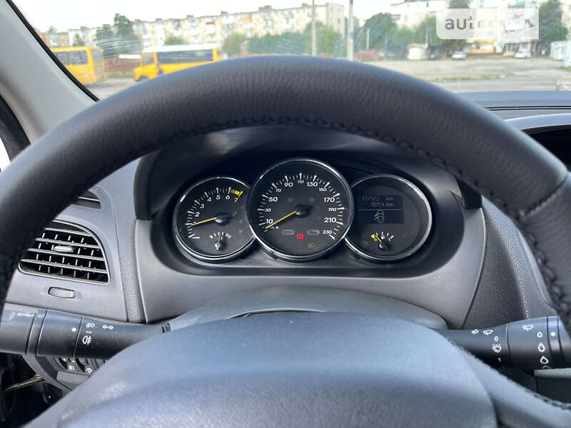 Седан Renault Fluence 2010 в Калуші