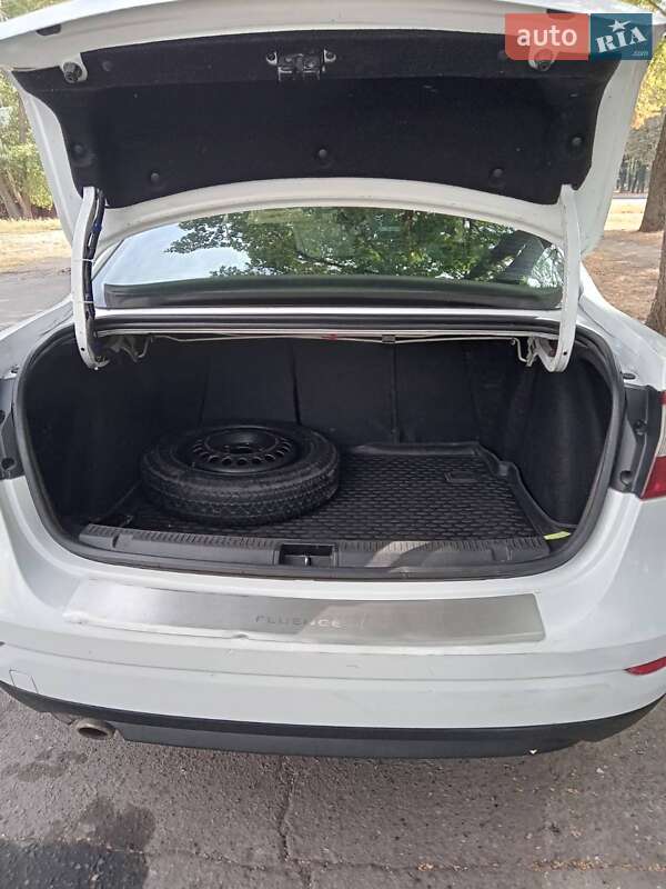 Седан Renault Fluence 2012 в Полтаве