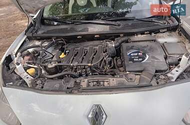Седан Renault Fluence 2012 в 