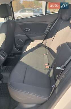 Седан Renault Fluence 2013 в 