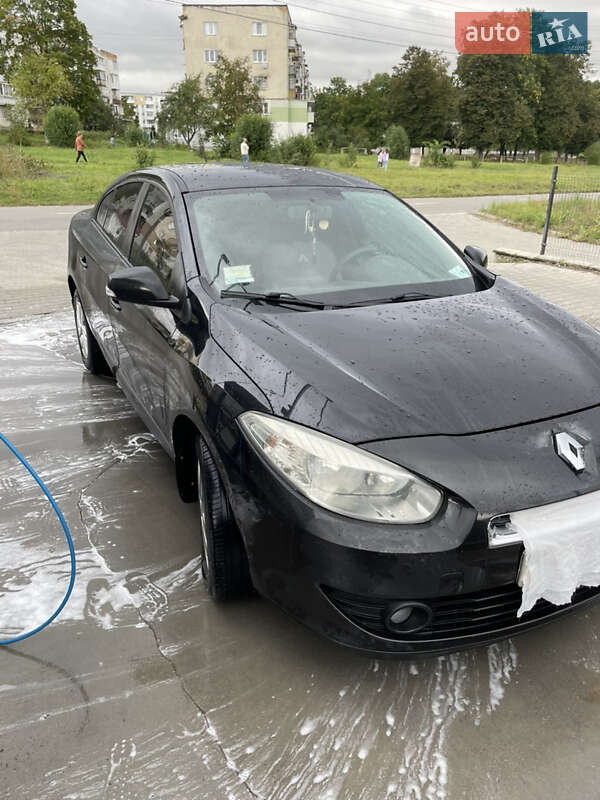 Седан Renault Fluence 2011 в Трускавці
