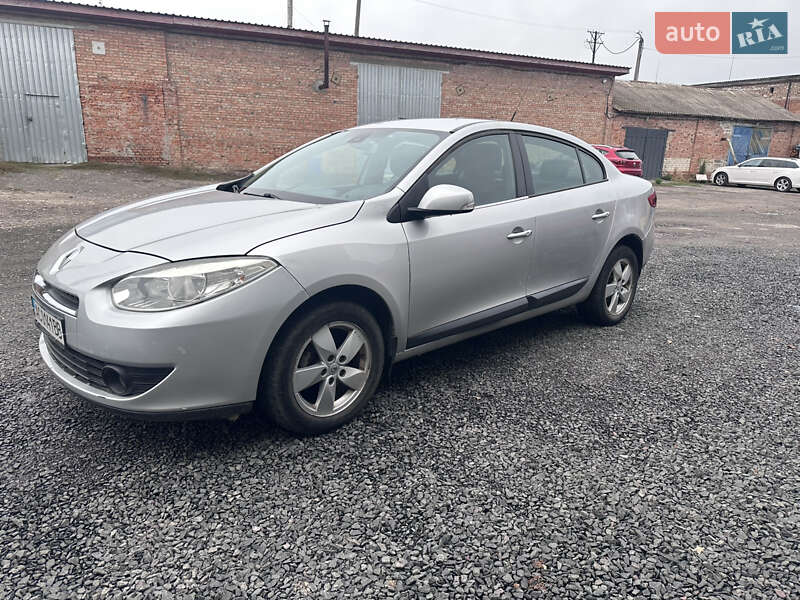 Седан Renault Fluence 2010 в Луцке