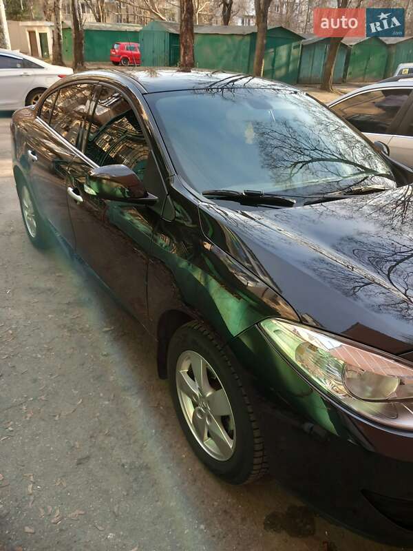 Renault Fluence 2011