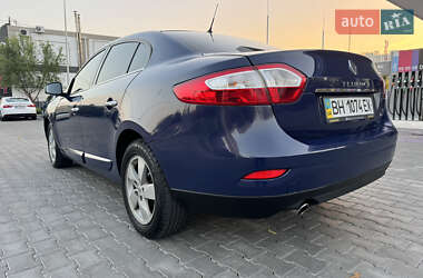 Седан Renault Fluence 2011 в 