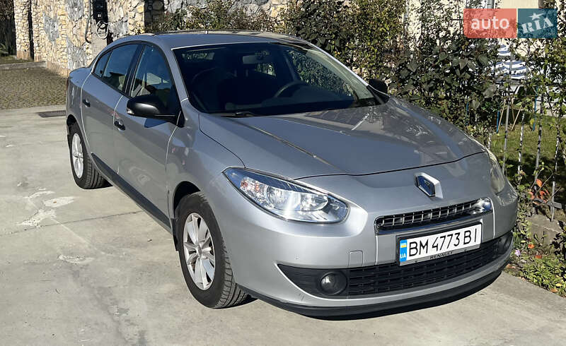 Седан Renault Fluence 2012 в Львове