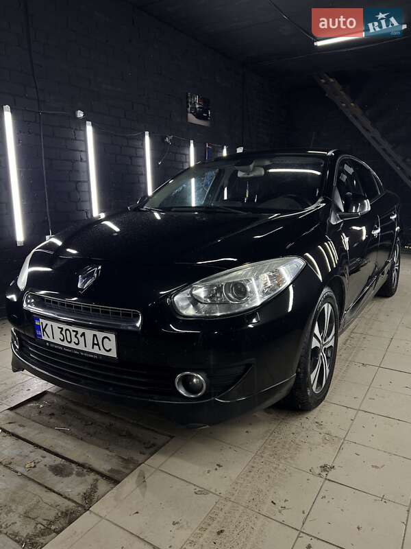 Седан Renault Fluence 2011 в Обухове