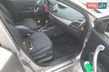 Седан Renault Fluence 2010 в 