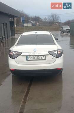 Седан Renault Fluence 2012 в 
