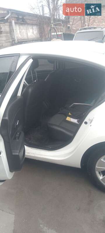 Седан Renault Fluence 2012 в Ромнах
